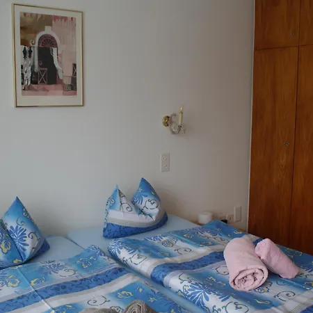 4 Zi Familienwohnung Haus Ravaisch 44 Im 4ten Og Dorf Apartment *